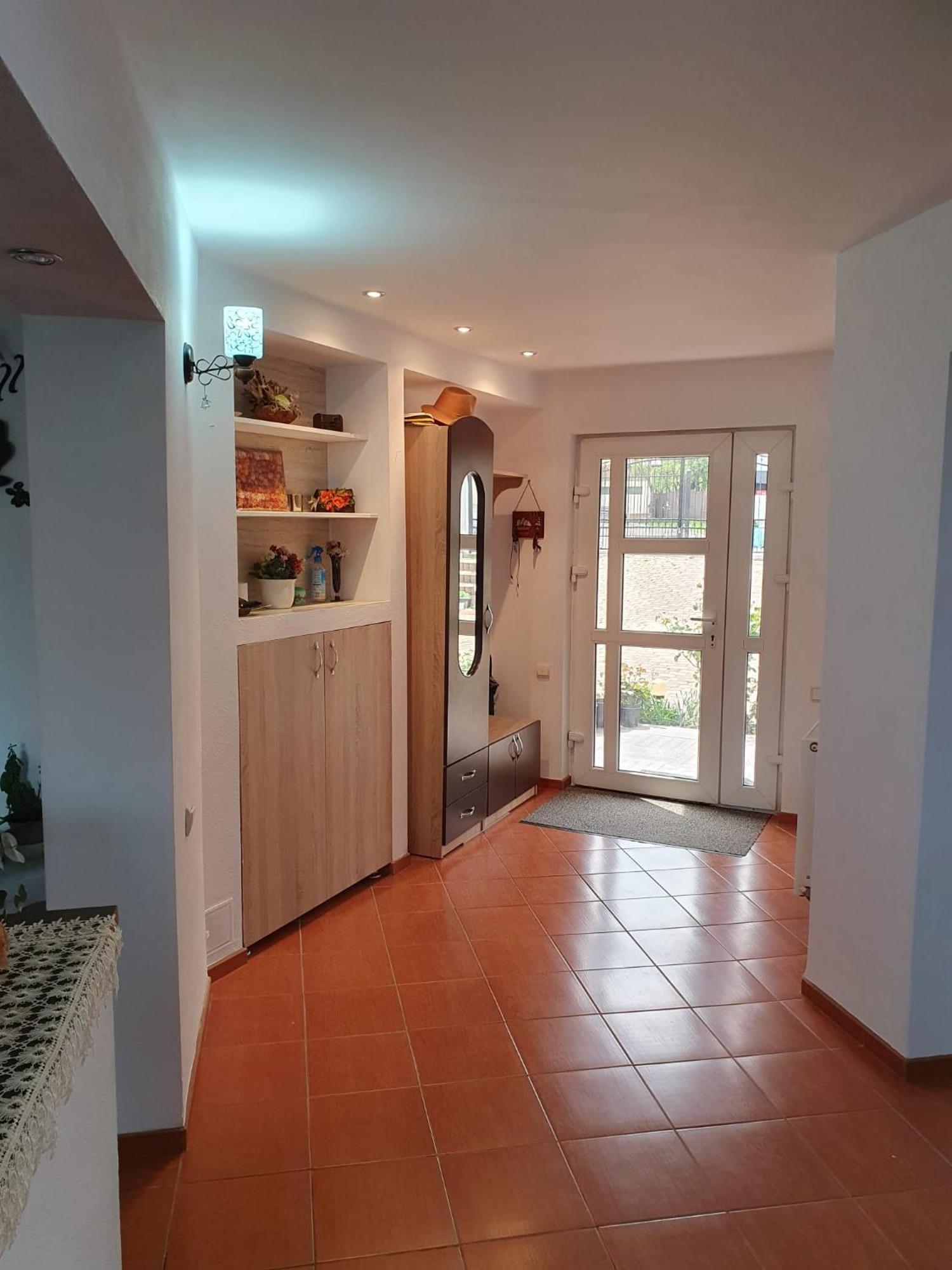 Edelweiss Ilinca Apartment Zarnesti Exterior photo
